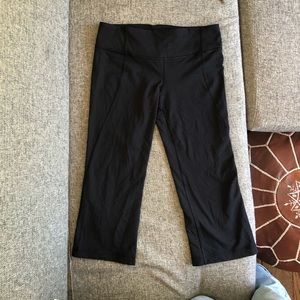 Lululemon Black Gather and Crow pants 8